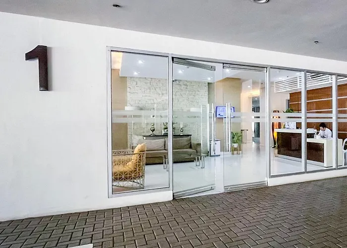 Ostello Private Twin For 2 With Shared Bathroom In Boarding Place - It Park Cebu