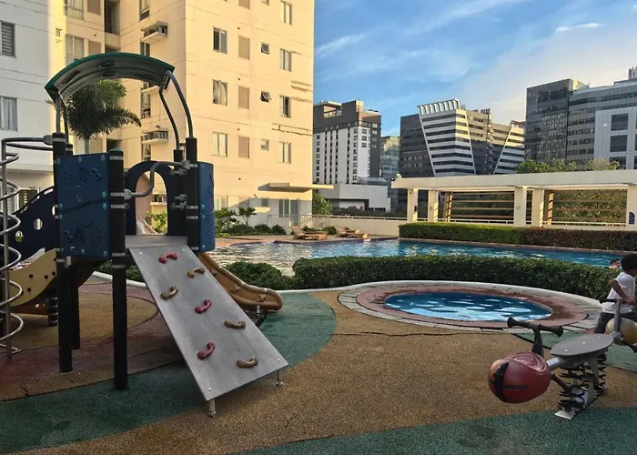 Private Twin For 2 With Shared Bathroom In Boarding Place - It Park Cebu